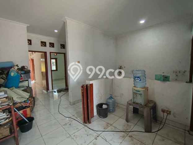 For Sale Rumah 5 Kamar Lokasi Ideal Bagus dan Strategis di Beji For Sale Rumah 5 Kamar Lokasi Ideal Bagus dan Strategis di Beji