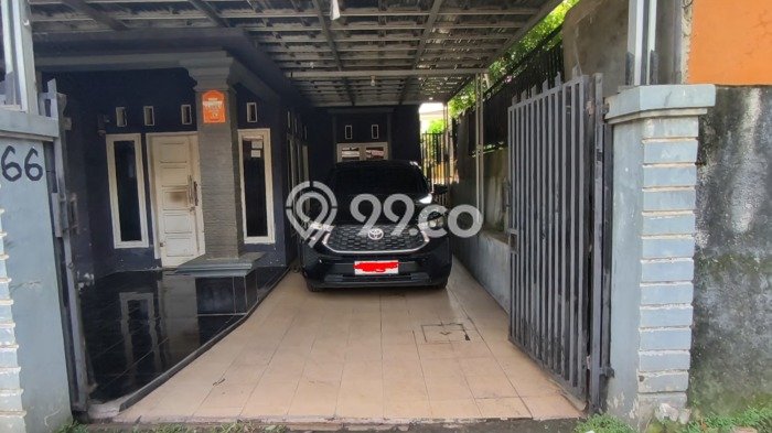 Hunian Strategis 4 KT LB 105m2 Kondisi Bagus di Tanah Baru Hunian Strategis 4 KT LB 105m2 Kondisi Bagus di Tanah Baru