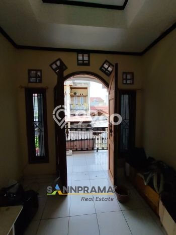 Rumah Modern Cantik 6 Kamar Siap Huni di Cilincing Rumah Modern Cantik 6 Kamar Siap Huni di Cilincing