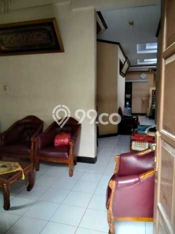 Siap Huni Rumah Mewah 6 Kamar di Jatinegara Dekat ke Mana Saja Siap Huni Rumah Mewah 6 Kamar di Jatinegara Dekat ke Mana Saja