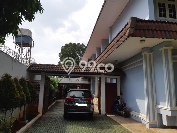 Siap Huni Rumah Mewah 9 Kamar di Mampang Prapatan Dekat ke Mana Saja Siap Huni Rumah Mewah 9 Kamar di Mampang Prapatan Dekat ke Mana Saja