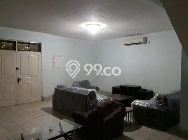 Siap Huni Rumah Mewah 9 Kamar di Mampang Prapatan Dekat ke Mana Saja Siap Huni Rumah Mewah 9 Kamar di Mampang Prapatan Dekat ke Mana Saja