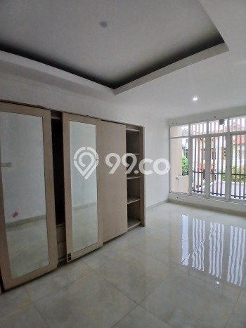 Ready to Use! Luxury House LT 180m2 Desain Modern di Raffles Hills Ready to Use! Luxury House LT 180m2 Desain Modern di Raffles Hills