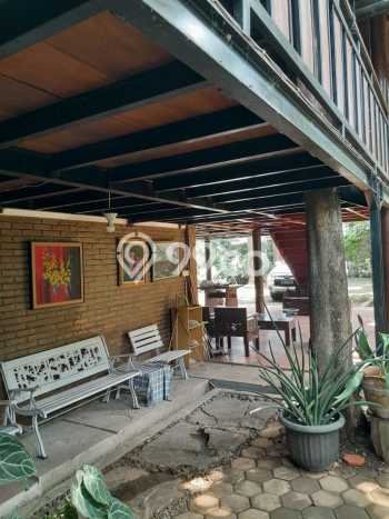 Rumah Premium di Jakarta Timur Strategis Kondisi Terawat Rumah Premium di Jakarta Timur Strategis Kondisi Terawat