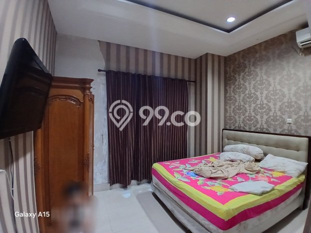 Rumah Elit Modern Tanpa Renovasi di Raffles Hills Jakarta Timur Rumah Elit Modern Tanpa Renovasi di Raffles Hills Jakarta Timur