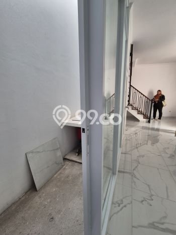 Rumah LT 72m2m² Semi Furnished di Lokasi Prestisius Cempaka Putih, Jakarta Pusat Rumah LT 72m2m² Semi Furnished di Lokasi Prestisius Cempaka Putih, Jakarta Pusat