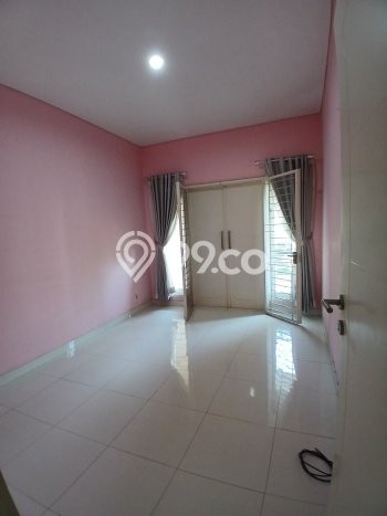 Hunian Elit LB 190m2 Siap Pakai Desain Elegan di Raffles Hills, Jakarta Timur Hunian Elit LB 190m2 Siap Pakai Desain Elegan di Raffles Hills, Jakarta Timur
