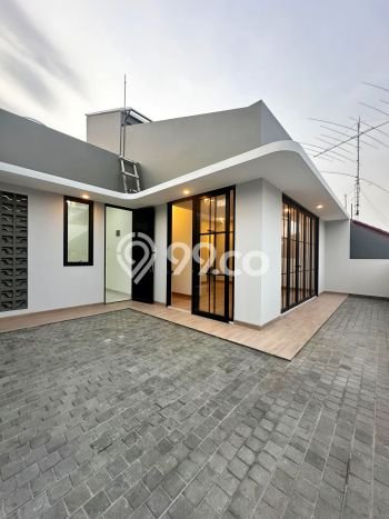 Hunian Mewah LB 430m2 Siap Huni Desain Elegan di Kemang, Jakarta Selatan Hunian Mewah LB 430m2 Siap Huni Desain Elegan di Kemang, Jakarta Selatan