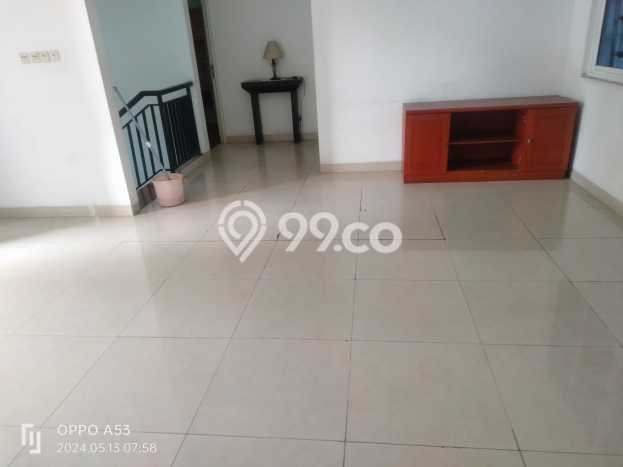 SPECIAL PROPERTY! Rumah di , Luas 180m2m² LB 222m2m² SPECIAL PROPERTY! Rumah di , Luas 180m2m² LB 222m2m²