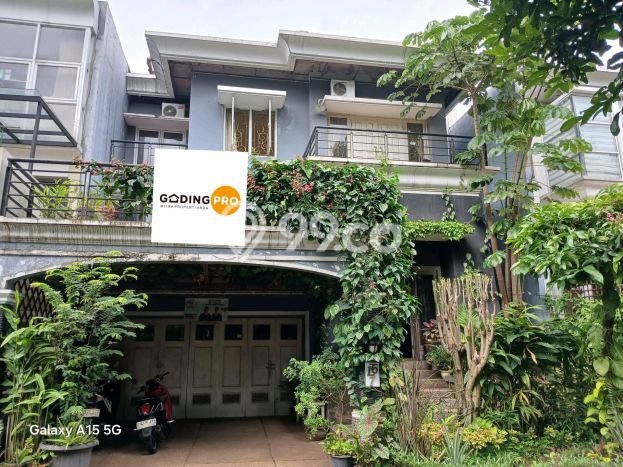 Rumah Elit Modern Siap Huni di Cibubur Jakarta Timur Rumah Elit Modern Siap Huni di Cibubur Jakarta Timur