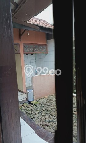 Hunian Mewah LB 300m2 Siap Pakai Desain Elegan di Cibubur, Jakarta Timur Hunian Mewah LB 300m2 Siap Pakai Desain Elegan di Cibubur, Jakarta Timur