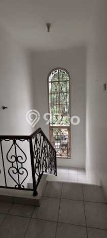 Rumah Modern 3 KT LT 171m2 di Cibubur Rumah Modern 3 KT LT 171m2 di Cibubur
