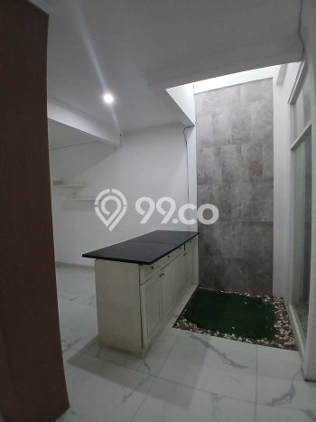 Ready to Use! Luxury House LT 180m2 Desain Modern di Raffles Hills Ready to Use! Luxury House LT 180m2 Desain Modern di Raffles Hills