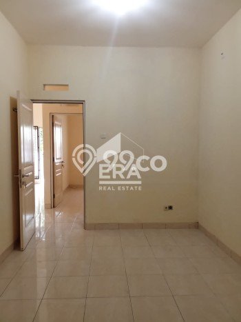 Rumah Modern 2 KT di Harapan Indah Bekasi Unfurnished Rumah Modern 2 KT di Harapan Indah Bekasi Unfurnished