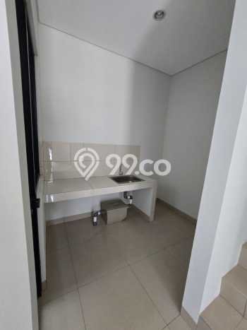 Disewakan! Rumah 3 Kamar Tidur &
3 Kamar Mandi di Summarecon Crown Gading, Bekasi Disewakan! Rumah 3 Kamar Tidur &
3 Kamar Mandi di Summarecon Crown Gading, Bekasi