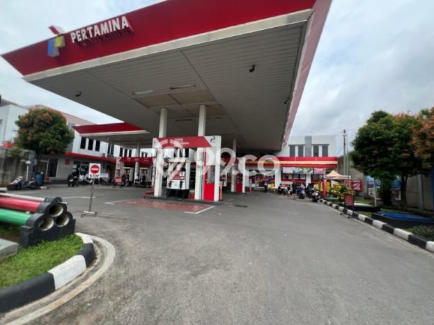 Lokasi Strategis! Dijual Komersial Bisnis di Rawalumbu, Bekasi Kondisi Baik Lokasi Strategis! Dijual Komersial Bisnis di Rawalumbu, Bekasi Kondisi Baik