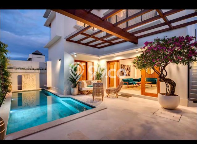 For Sale! Vila Kawasan , Ukuran 200m2m², Lokasi Premium For Sale! Vila Kawasan , Ukuran 200m2m², Lokasi Premium