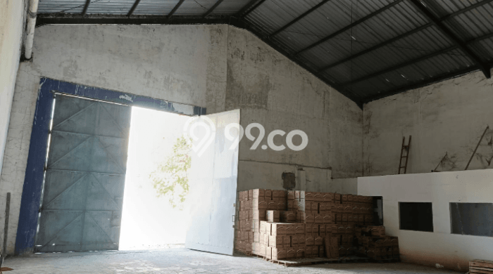 POTENSI BESAR! Gudang di Makassar, Luas 360m2m², Lokasi Mainroad POTENSI BESAR! Gudang di Makassar, Luas 360m2m², Lokasi Mainroad