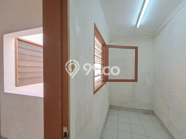 Untuk Dijual Kantor di Kelapa Gading Jakarta Utara LT 337m2 / LB 400m2 Untuk Dijual Kantor di Kelapa Gading Jakarta Utara LT 337m2 / LB 400m2