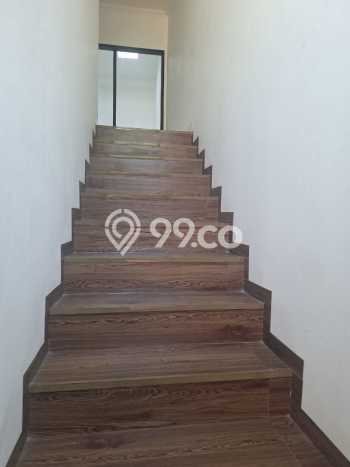 Rumah Luxury Modern Tanpa Renovasi di Bintaro Tangerang Selatan Rumah Luxury Modern Tanpa Renovasi di Bintaro Tangerang Selatan