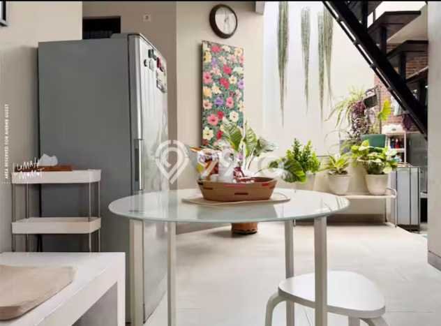 For Sale! Luxury House LT 261m2 Desain Modern di Pejaten For Sale! Luxury House LT 261m2 Desain Modern di Pejaten
