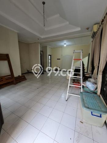 Rumah sewa siap huni 3 KT di Pondok Indah, Jakarta Selatan Rumah sewa siap huni 3 KT di Pondok Indah, Jakarta Selatan