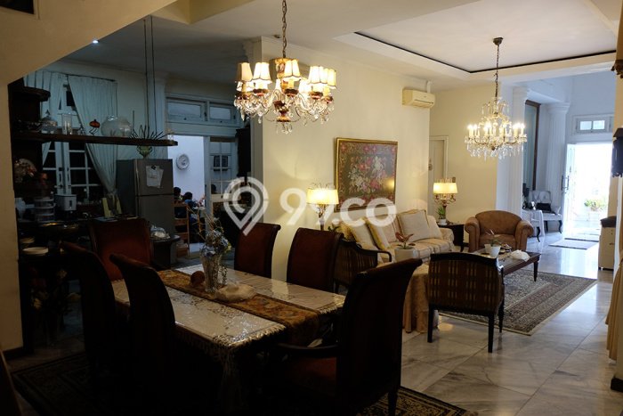 Hunian Elit LB 398m2 Siap Huni Desain Elegan di Pondok Indah, Jakarta Selatan Hunian Elit LB 398m2 Siap Huni Desain Elegan di Pondok Indah, Jakarta Selatan