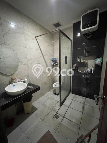Hunian Elit LB 340m2 Siap Huni Desain Elegan di Meruya, Jakarta Barat Hunian Elit LB 340m2 Siap Huni Desain Elegan di Meruya, Jakarta Barat