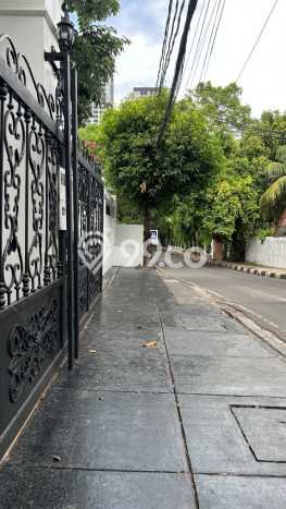 Siap Huni Rumah Mewah 4 Kamar di Cilandak Dekat ke Mana Pun Siap Huni Rumah Mewah 4 Kamar di Cilandak Dekat ke Mana Pun