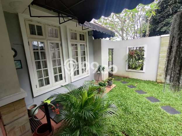 Ready to Use! Luxury House LT 450m2 Desain Elegan di Alam Sutera Ready to Use! Luxury House LT 450m2 Desain Elegan di Alam Sutera