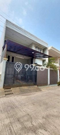 Ready to Use! Premium House LT 220m2 Desain Modern di Pluit Ready to Use! Premium House LT 220m2 Desain Modern di Pluit