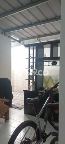 Rumah Modern Cantik 2 KT Siap Huni di Cikupa Rumah Modern Cantik 2 KT Siap Huni di Cikupa