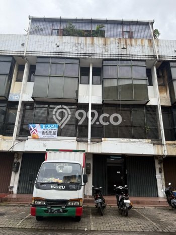 Ruko Dijual di Sawah Besar Jakarta Pusat dengan LB 580m2 Ruko Dijual di Sawah Besar Jakarta Pusat dengan LB 580m2