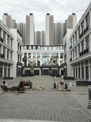 Unit Ruko Tersedia di Pantai Indah Kapuk 2 Spesifikasi LB 168m2 Unit Ruko Tersedia di Pantai Indah Kapuk 2 Spesifikasi LB 168m2
