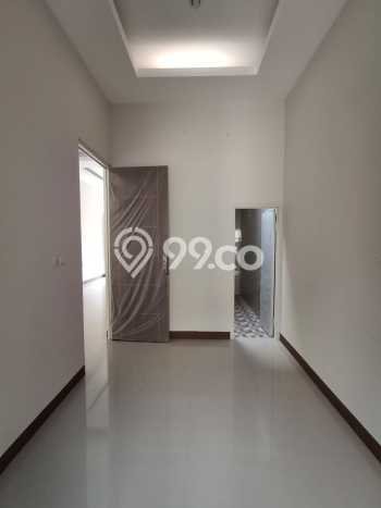 Dijual Cepat Rumah Bagus Siap Huni LB 140m2 di Wiyung, Surabaya Dijual Cepat Rumah Bagus Siap Huni LB 140m2 di Wiyung, Surabaya