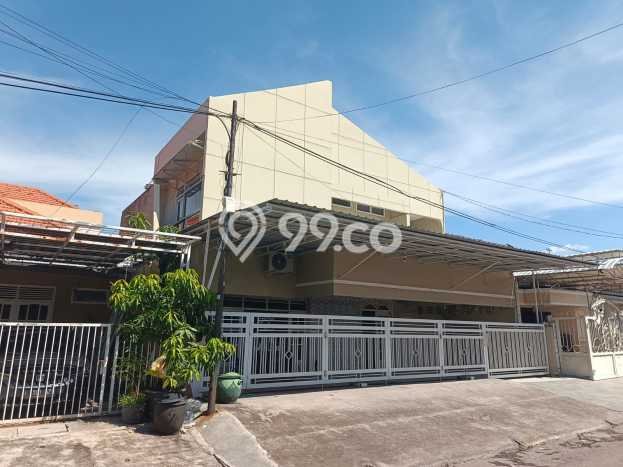 Hunian Mewah LB 460m2 Siap Pakai Desain Elegan di Manyar, Surabaya Hunian Mewah LB 460m2 Siap Pakai Desain Elegan di Manyar, Surabaya