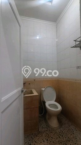 Lokasi terbaik! Rumah siap huni disewakan di Sidoarjo LB 120m2 Lokasi terbaik! Rumah siap huni disewakan di Sidoarjo LB 120m2