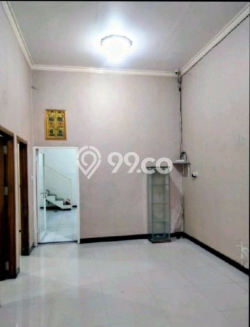 Rumah Strategis Modern Lb 105m2 di Buduran, Sidoarjo Rumah Strategis Modern Lb 105m2 di Buduran, Sidoarjo