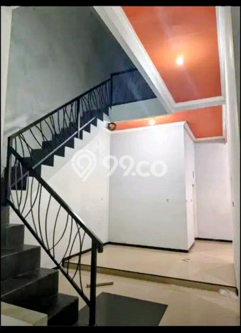 Disewakan Cepat Rumah Kondisi Bagus di Kawasan Buduran, Sidoarjo Disewakan Cepat Rumah Kondisi Bagus di Kawasan Buduran, Sidoarjo