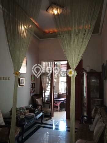 For Sale! Premium House LT 277m2 Desain Modern di Manyar For Sale! Premium House LT 277m2 Desain Modern di Manyar