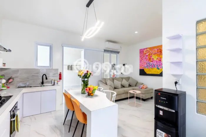 Rumah Mewah LT 150m2m² / LB 89m2m² di Kompleks Perumahan Ungasan, Badung Rumah Mewah LT 150m2m² / LB 89m2m² di Kompleks Perumahan Ungasan, Badung