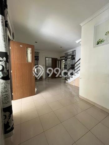 Jual Rumah Eksklusif 3 KT di Cirendeu, Jakarta Selatan Jual Rumah Eksklusif 3 KT di Cirendeu, Jakarta Selatan