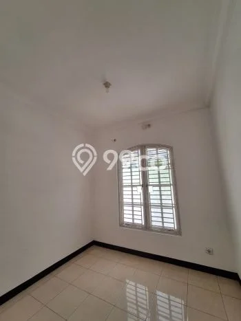 Rumah Bagus Siap Huni Di Pakal Luas 240m2 Aman Rumah Bagus Siap Huni Di Pakal Luas 240m2 Aman