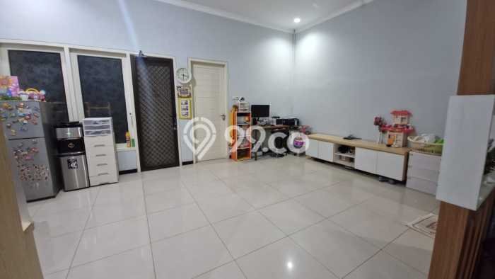 Hunian Cantik Modern Lb 220m2 di Bulak, Surabaya Hunian Cantik Modern Lb 220m2 di Bulak, Surabaya