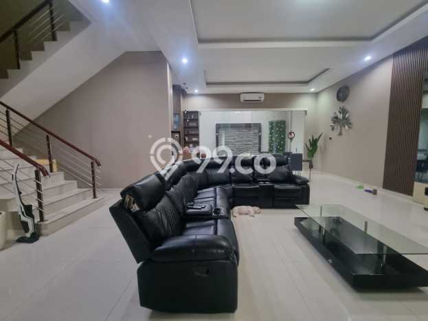 For Sale Rumah Mewah Exclusive di Lakarsantri, Surabaya For Sale Rumah Mewah Exclusive di Lakarsantri, Surabaya