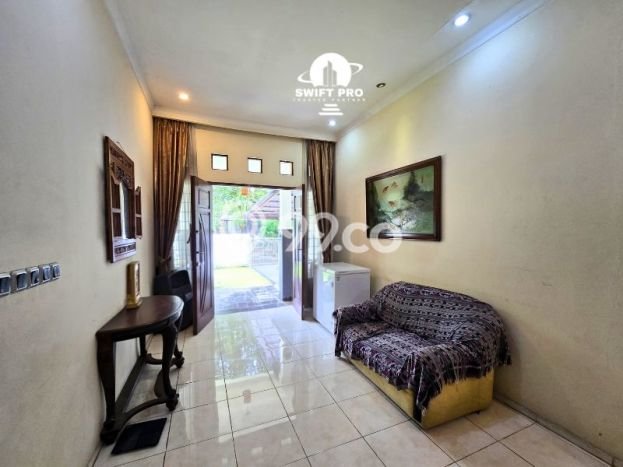 Rumah Luxury Modern Tanpa Renovasi di Lebak Bulus Jakarta Selatan Rumah Luxury Modern Tanpa Renovasi di Lebak Bulus Jakarta Selatan