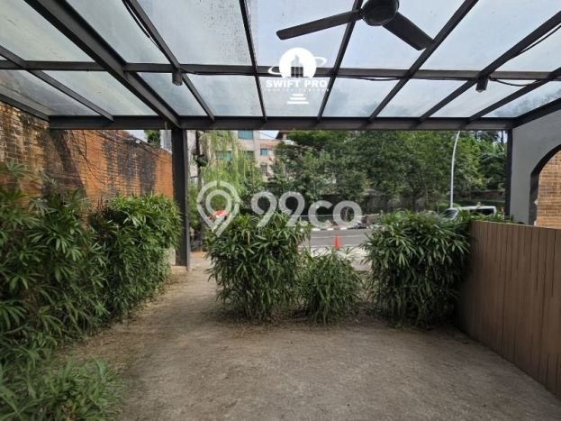 Komersial Bagus Dijual LB 700m2 Lokasi Strategis Jakarta Selatan Area Cocok untuk Bisnis Komersial Bagus Dijual LB 700m2 Lokasi Strategis Jakarta Selatan Area Cocok untuk Bisnis
