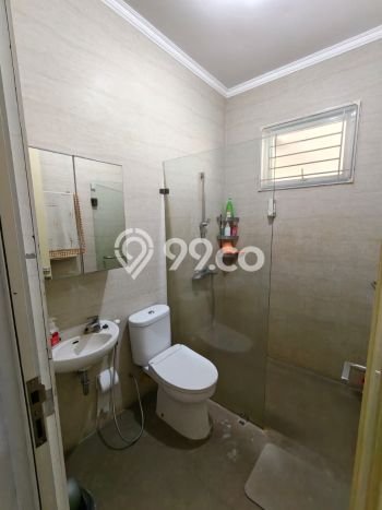 Hunian Elit LB 300m2 Siap Huni Desain Elegan di Duta Garden, Jakarta Barat Hunian Elit LB 300m2 Siap Huni Desain Elegan di Duta Garden, Jakarta Barat