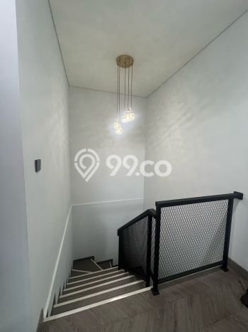 Rumah Minimalis 3 KT di Kav DKI Jakarta Barat Semi Furnished Rumah Minimalis 3 KT di Kav DKI Jakarta Barat Semi Furnished