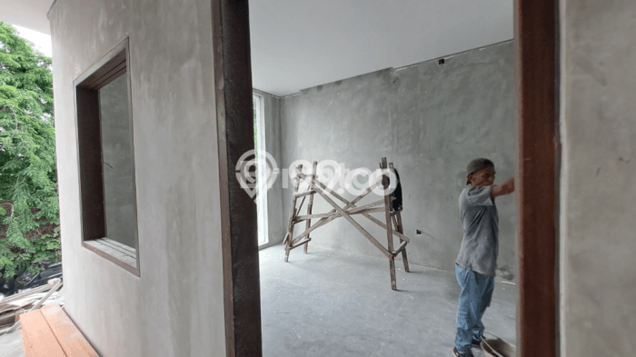 Ruko Komersial Disewakan di Kerobokan Kelod Badung Luas 160m2 Ruko Komersial Disewakan di Kerobokan Kelod Badung Luas 160m2